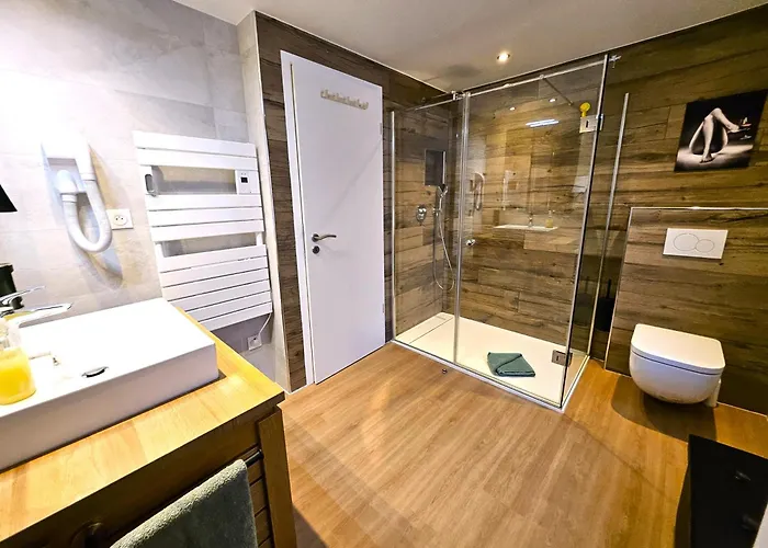 Magnifique T2-chez Francois Et Kamila - Centre Historique- Parking Prive 50m De L'appartement- Balcon Avec Vue